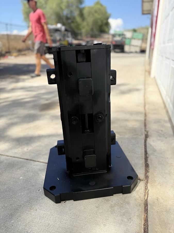 Used CHICK WORKHOLDING MCLM1555 TOMBSTONE  4-Sided MultiLOK - 240mm wid