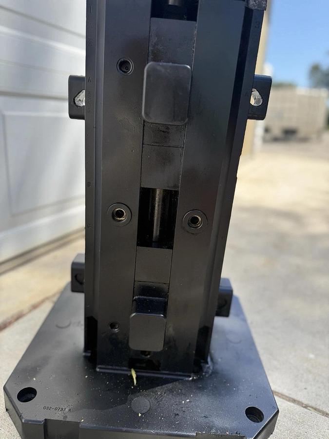 Used CHICK WORKHOLDING MCLM1555 TOMBSTONE  4-Sided MultiLOK - 240mm wid