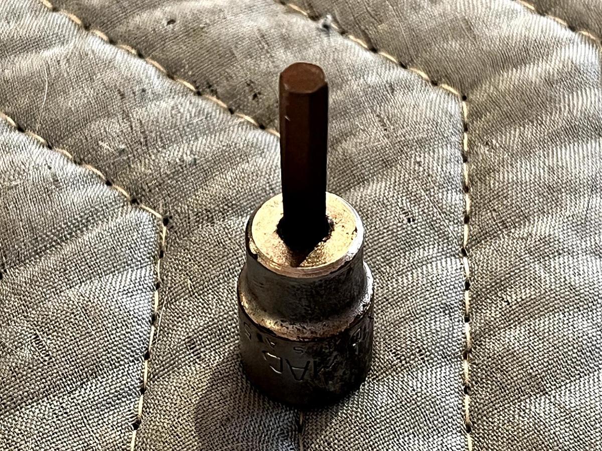 Used MAC XD5MM 3/8" Drive 5mm Hex Bit Socket Driver USA Metric