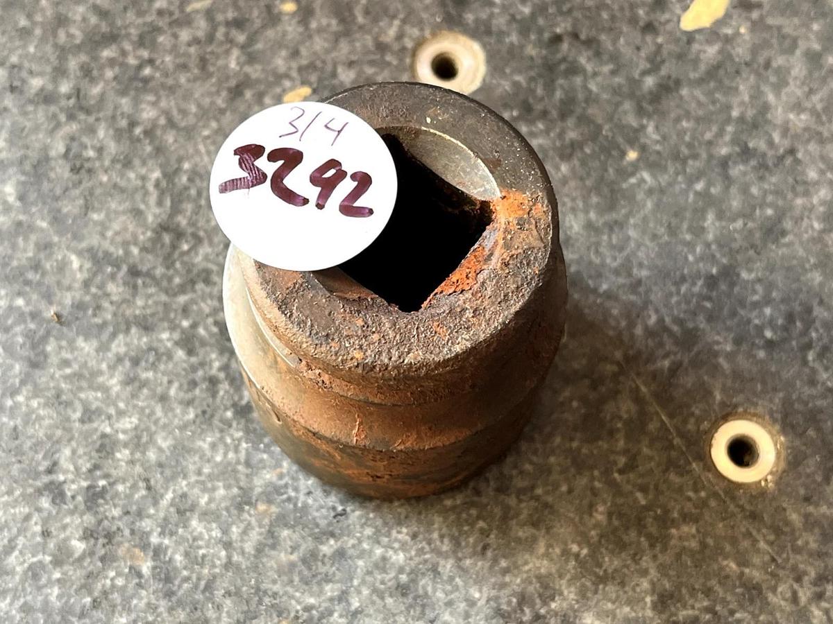 Used CR-V 1 3/8” Socket 6-point 3/4” drive