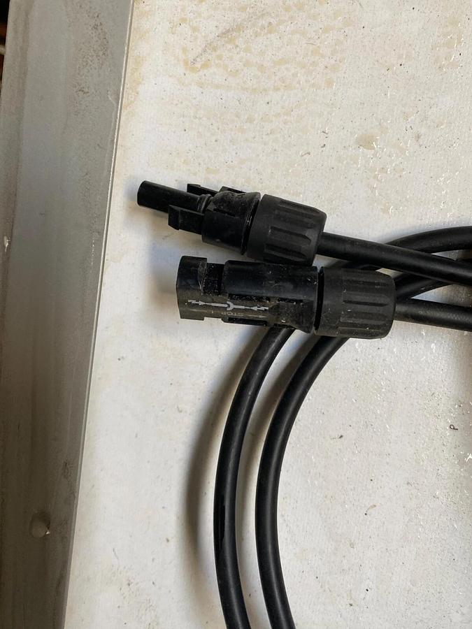 Used 7875 WATTS Pallet of 25 Phono Solar PS315P/24T 31 REC/Canadian Solar/Q Cells