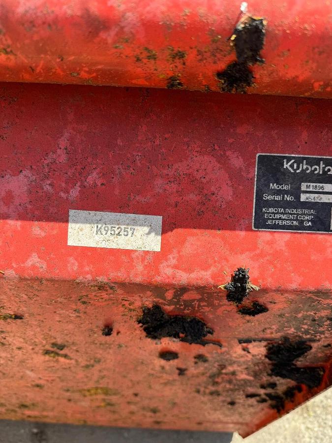 Used KUBOTA M SERIES - 98" PIN ON LOADER BUCKET