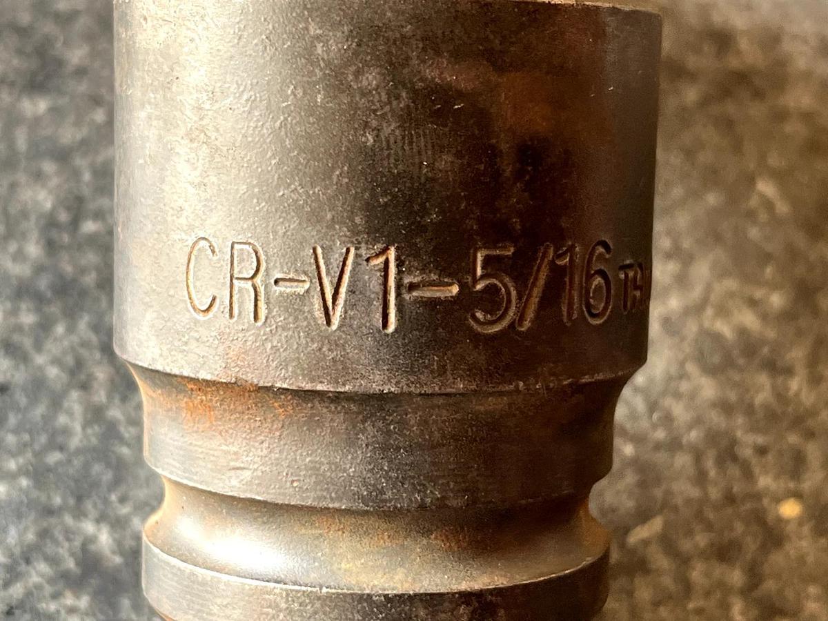 Used 1-5/16" 6 point Impact Socket
