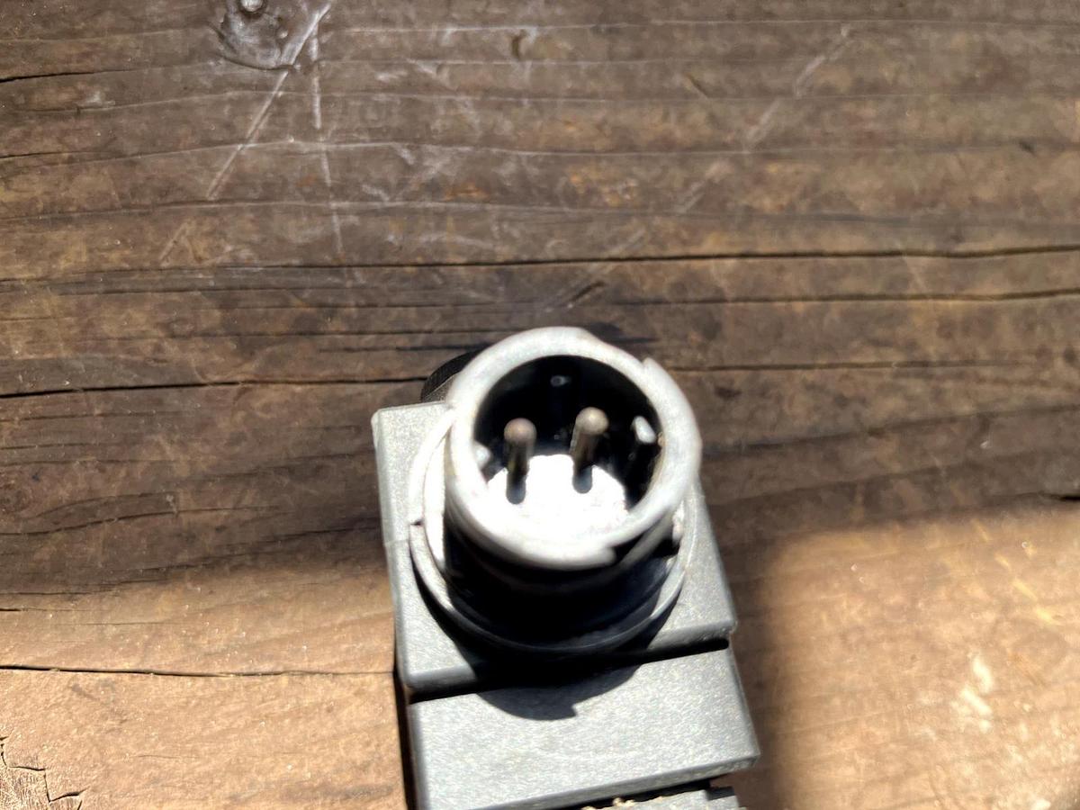 Used CAT® 4158186 (415-8186-03) VALVE SOLENOID - 24V