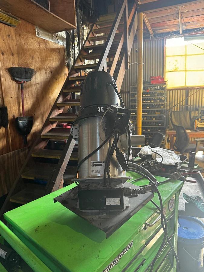 Used Conair Material Hopper With Vaccum Motor. Model AL 2 With Loader Control