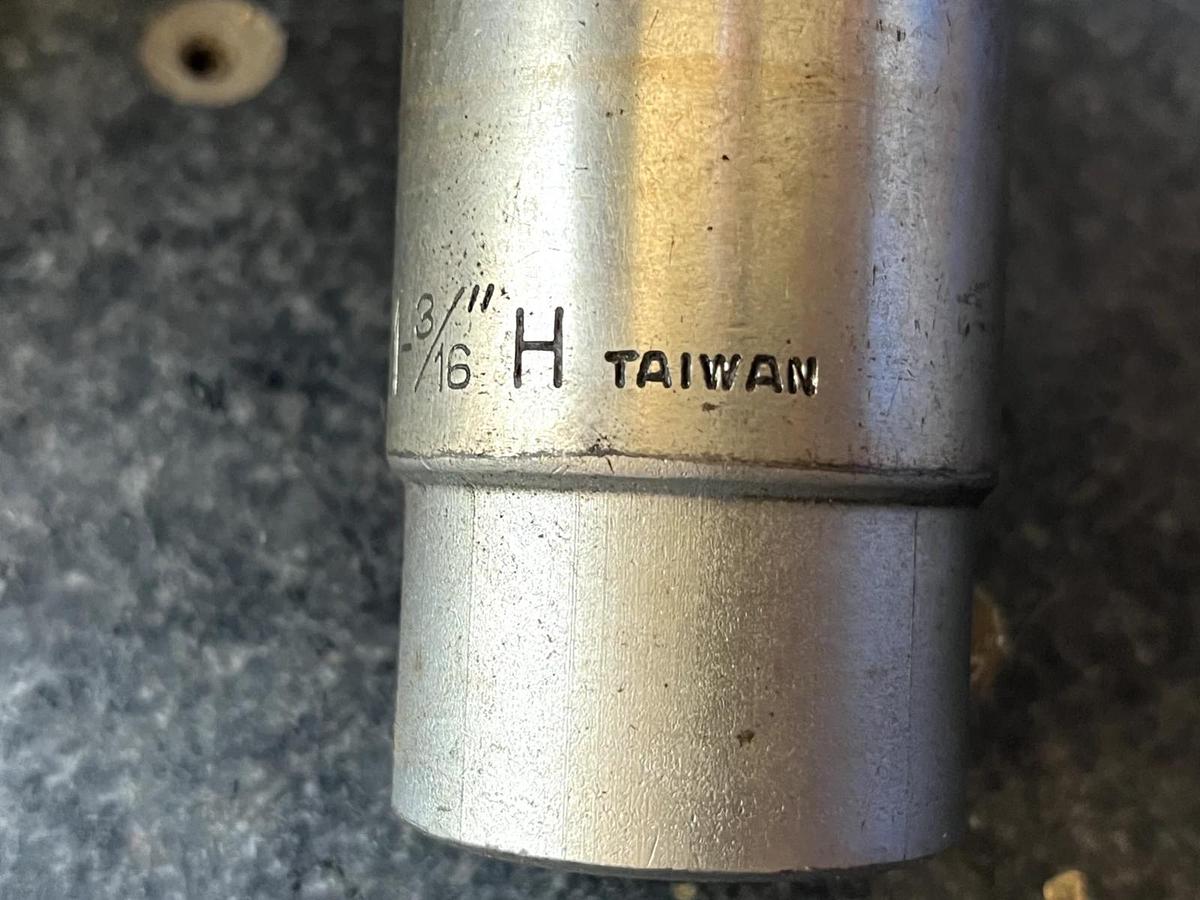 Used 1/2" Drive X 1-3/16" SOCKET 12 POINT CR-MO