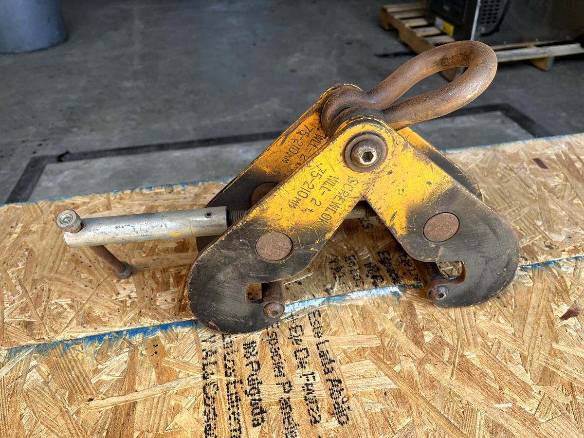 Used CM CAMLOK  2 Ton Beam lifting Clamp 75 - 210 mm,