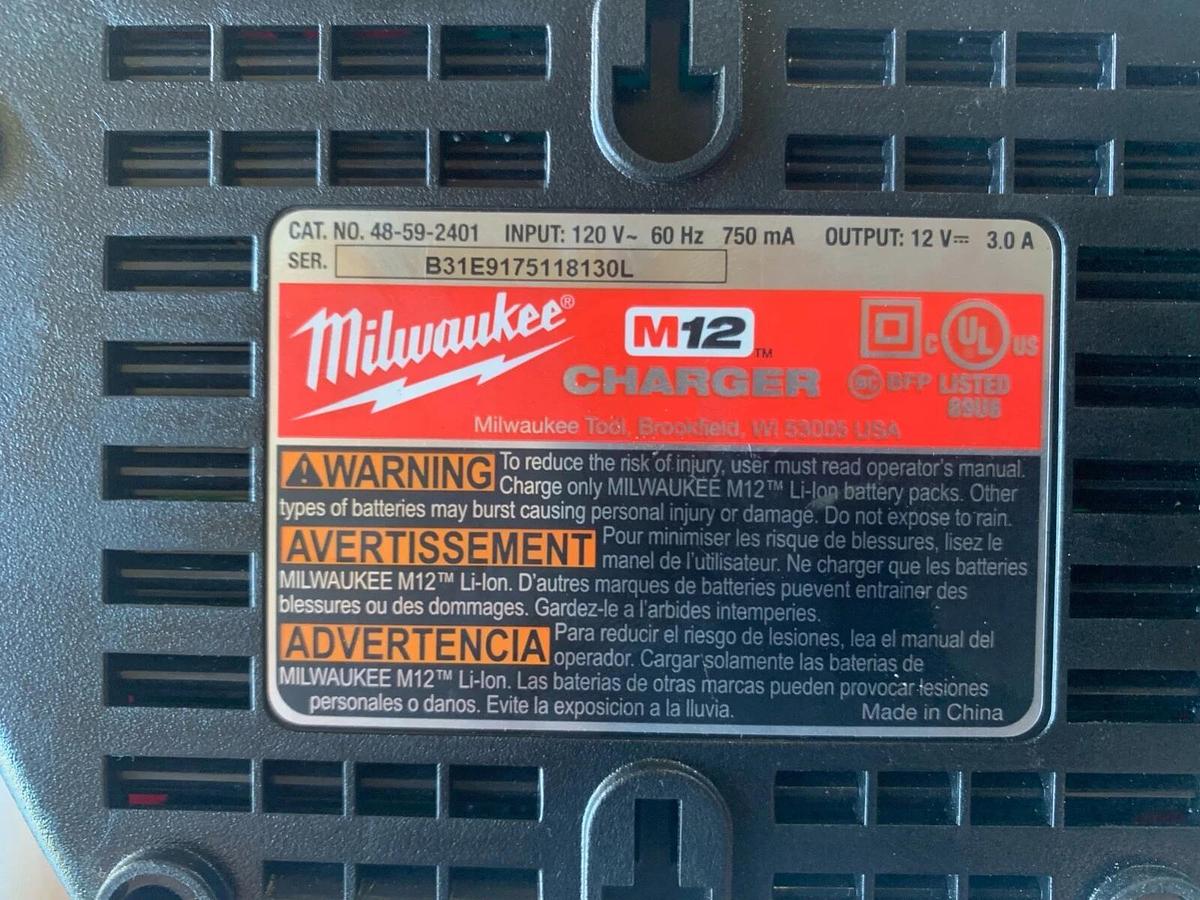 Used New Milwaukee M12 Battery Charger Lithium Ion 12 Volt 48-59-2401 Genuine OEM 818286274554