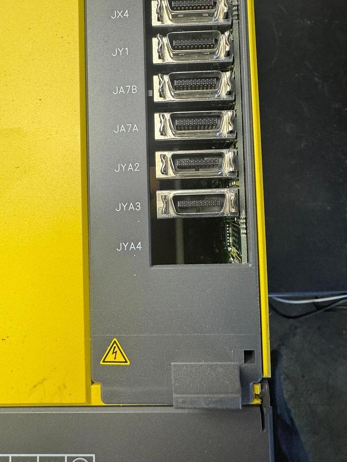 Used A06B-6111-H037 #H550 FANUC Spindle Amplifier