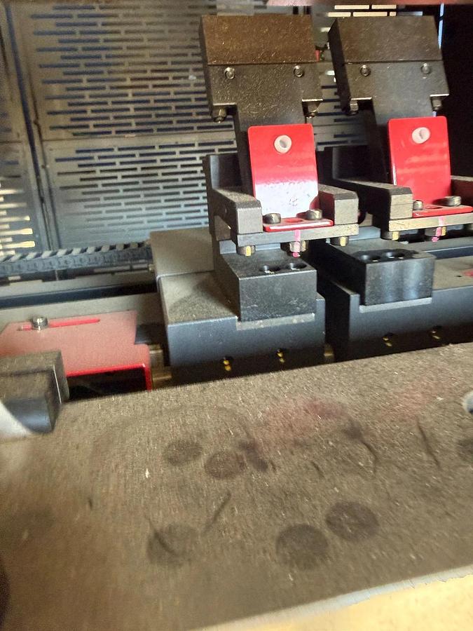 New 2024 Mitsubishi Diamond BB-6020 press brake 60 Ton 5.9" Stroke DAMAGED