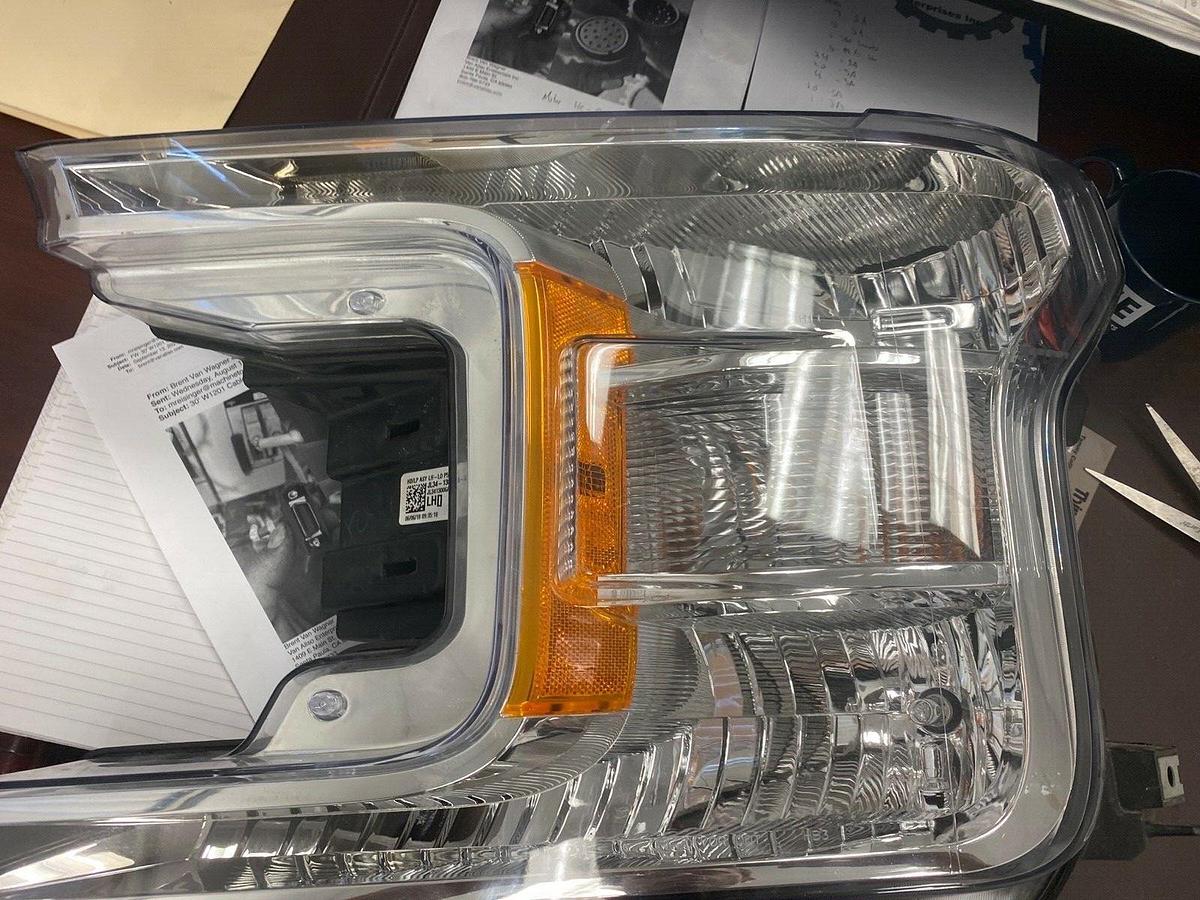 Used 2018+ Ford F-150 OEM Halogen Headlights LH