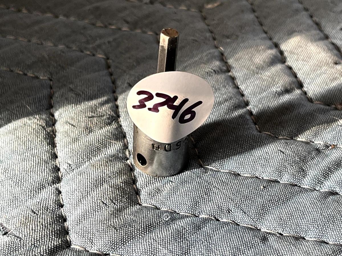 Used MAC Tools USA 3/8" Drive, 3/16" SAE Hex Bit Chrome Socket Driver X66D