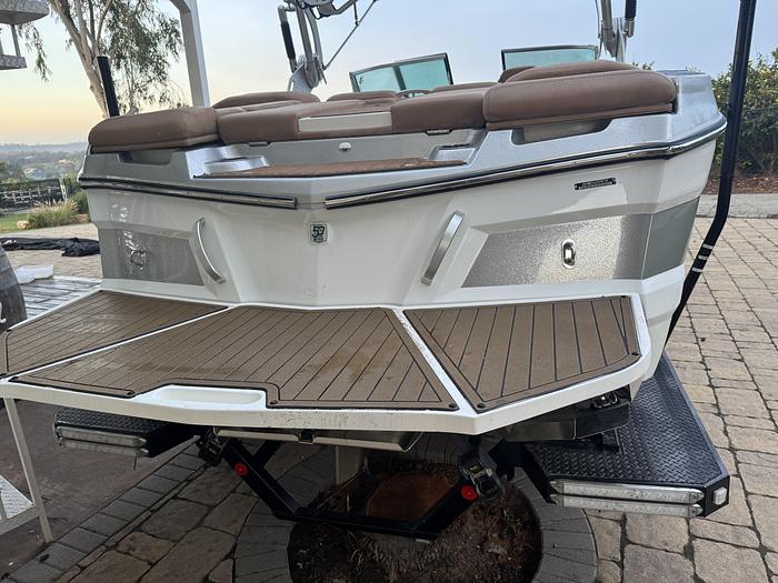Used 2018 Mastercraft XT22
