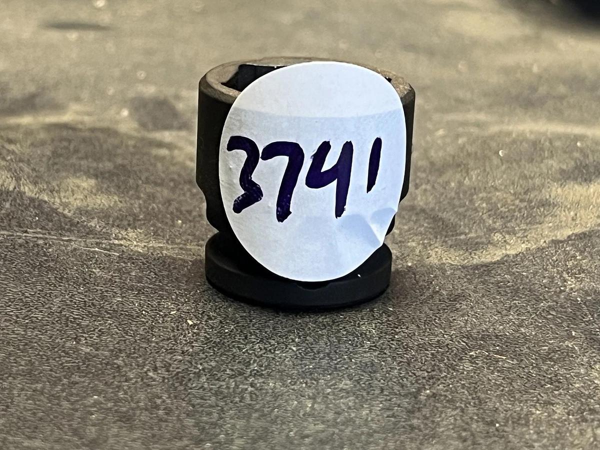 Used Matco Tools BSP226V 11/16