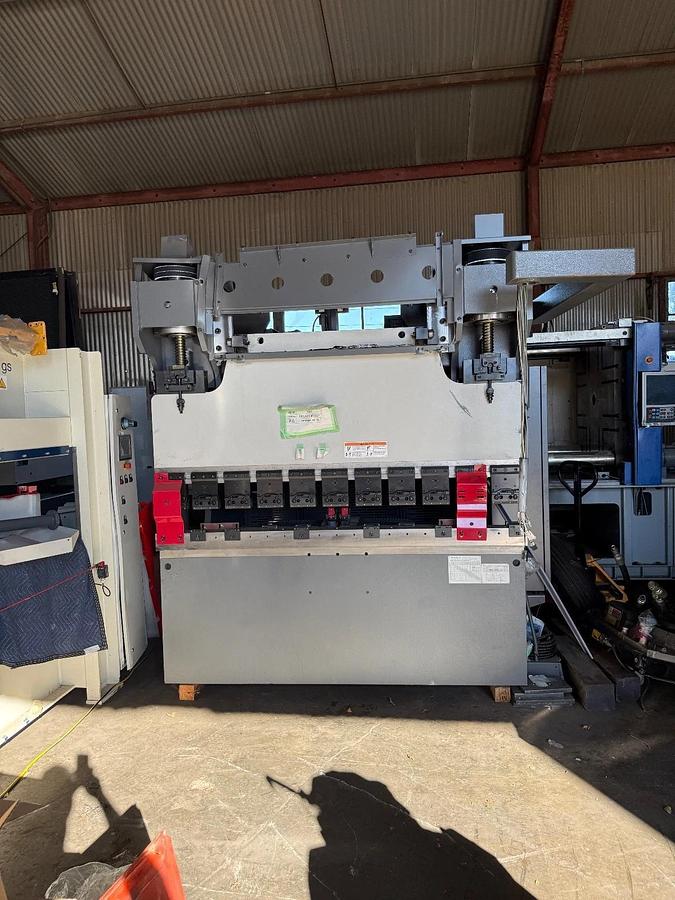 New 2024 Mitsubishi Diamond BB-6020 press brake 60 Ton 5.9" Stroke DAMAGED