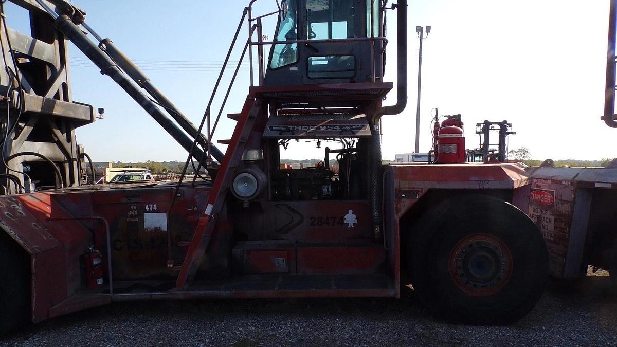 Used Taylor THDC 954 BIG RED Loaded Container Handler