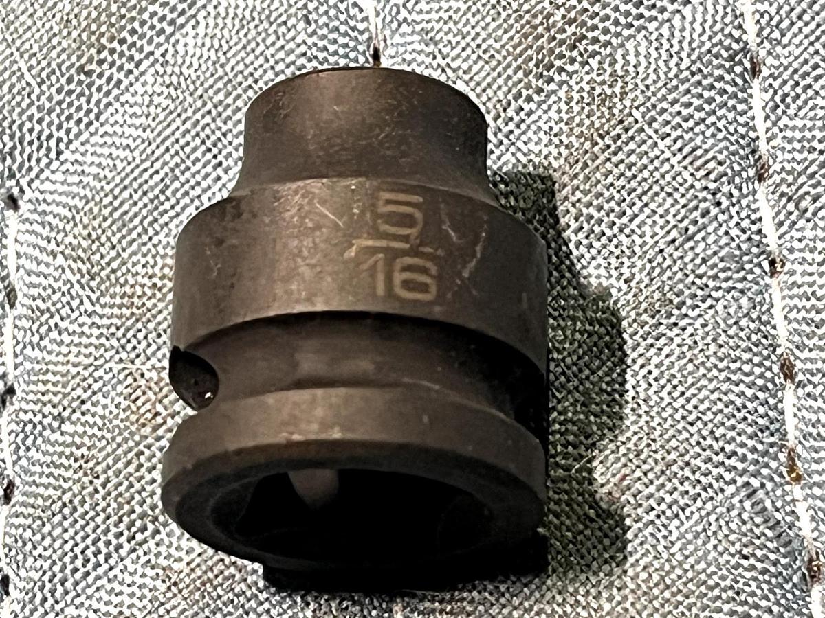 Used Matco BSP10BV 5/16" 6 Point Stubby impact socket