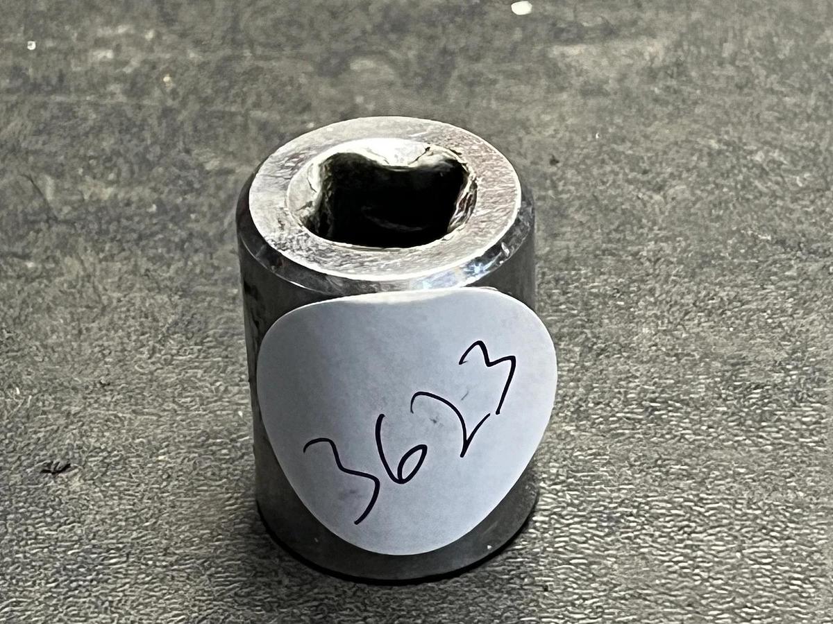 Used Brand New Mac Tools X206R 5/8 Short 3/8 Drive Chrome 6 Point Socket