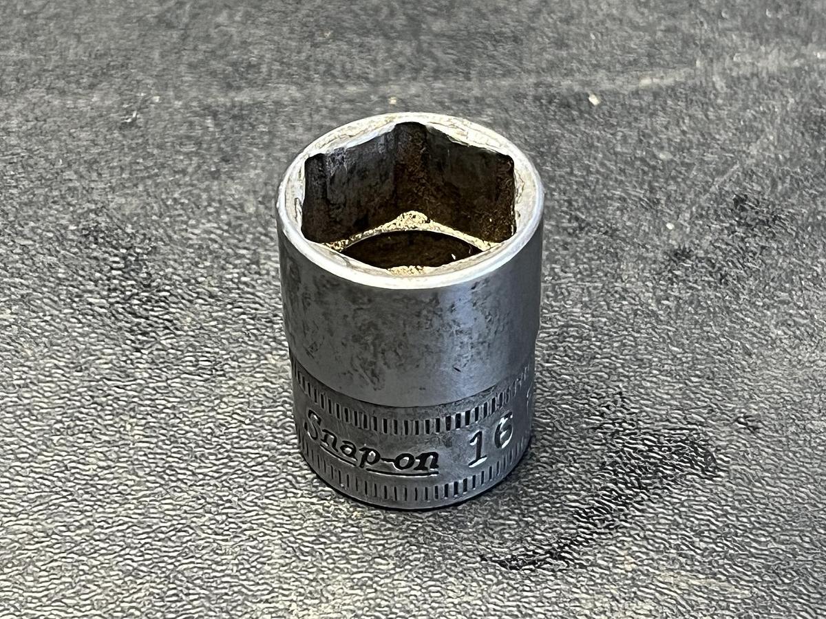 Used snap on fsm161 16mm 3/8 drive metric shallow 6 point chrome socket
