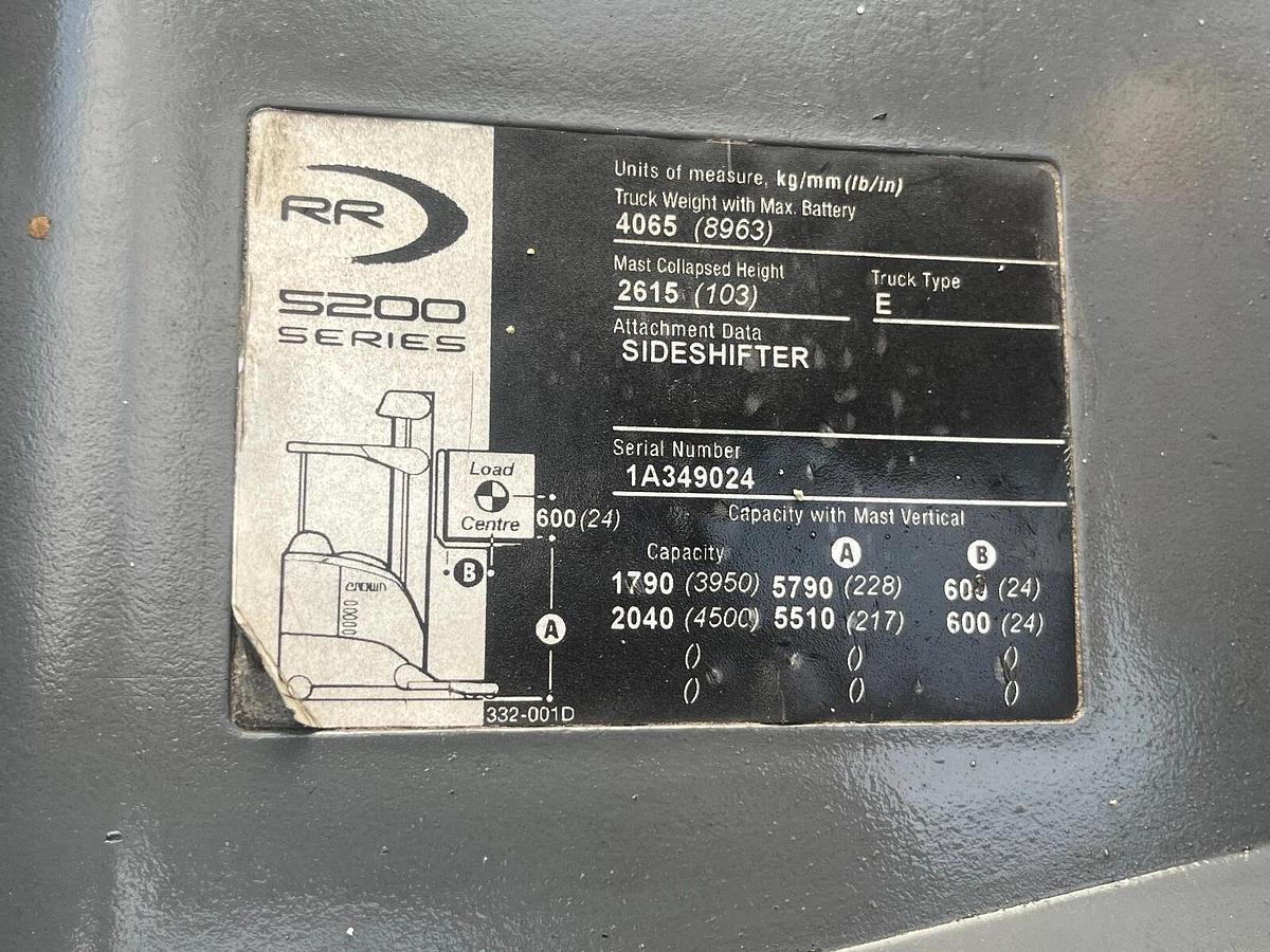 Used Crown RR5225-45 Reach Truck with Charger Side shift – 5012 Hours – 36V System