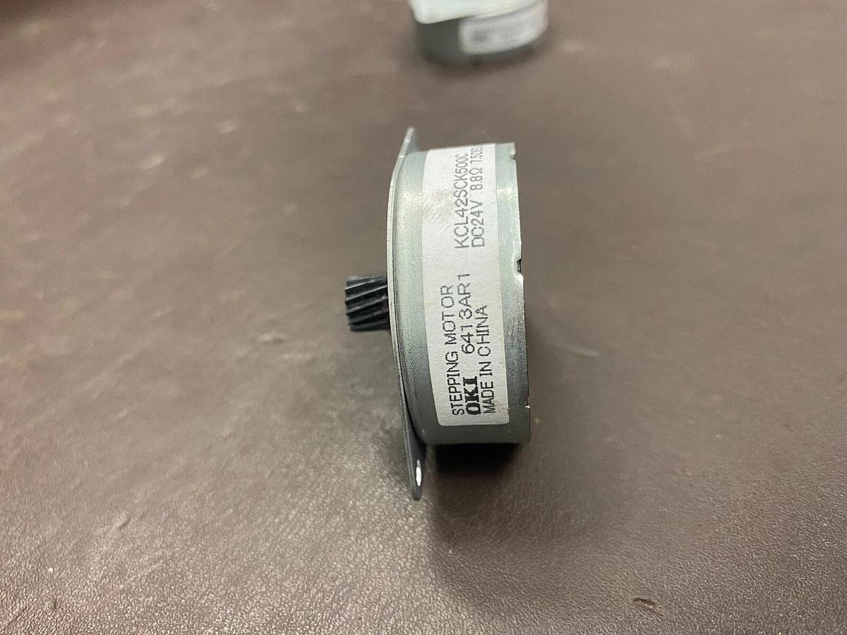 Used OKI STEPPING MOTOR KCL42SCK500C  DC24V 25 7.5 DEG/STEP
