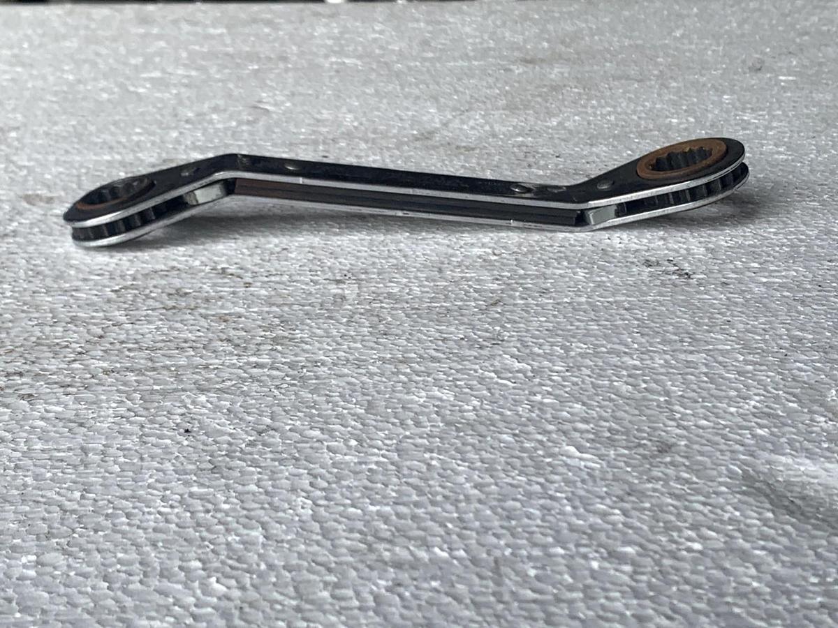 Used Blue-Point Tools USA 15mm 17mm 12pt 25° Offset Ratcheting Wrench RYAM1517