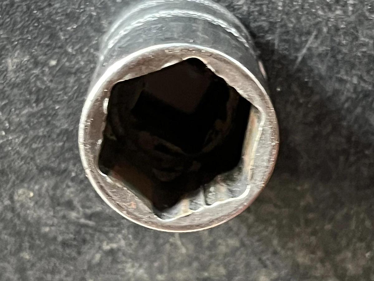 Used Mac Tools Edge 3/8" Drive 13l8mm Shallow Socket XG618MM