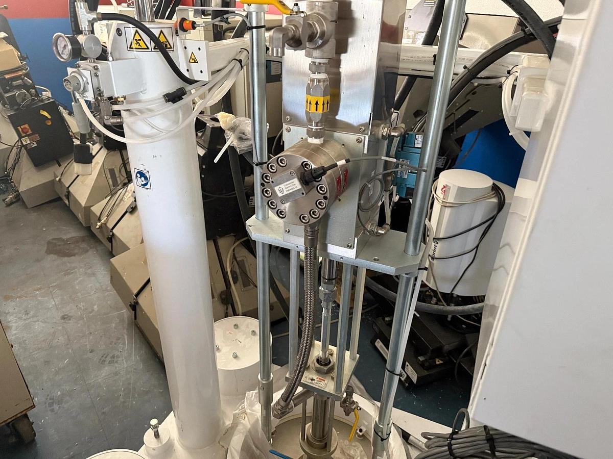 Used Fluid Automation M4-55MLR Meter-Mix Dispense System - 120V - Powers Up as Shown