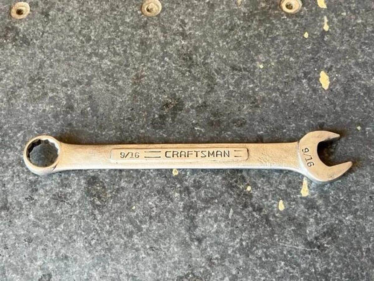 Used Craftsman Combination Wrench 9/16in.  12 Point  44696  -VV-