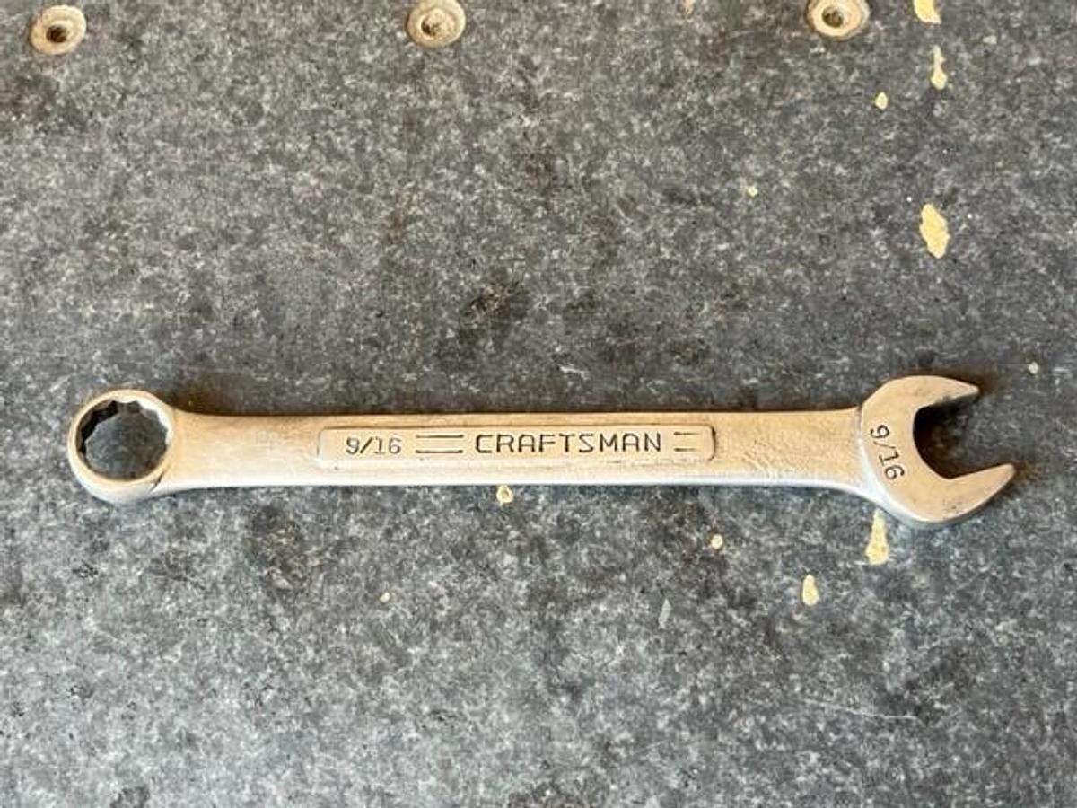Used Craftsman Combination Wrench 9/16in.  12 Point  44696  -VV-