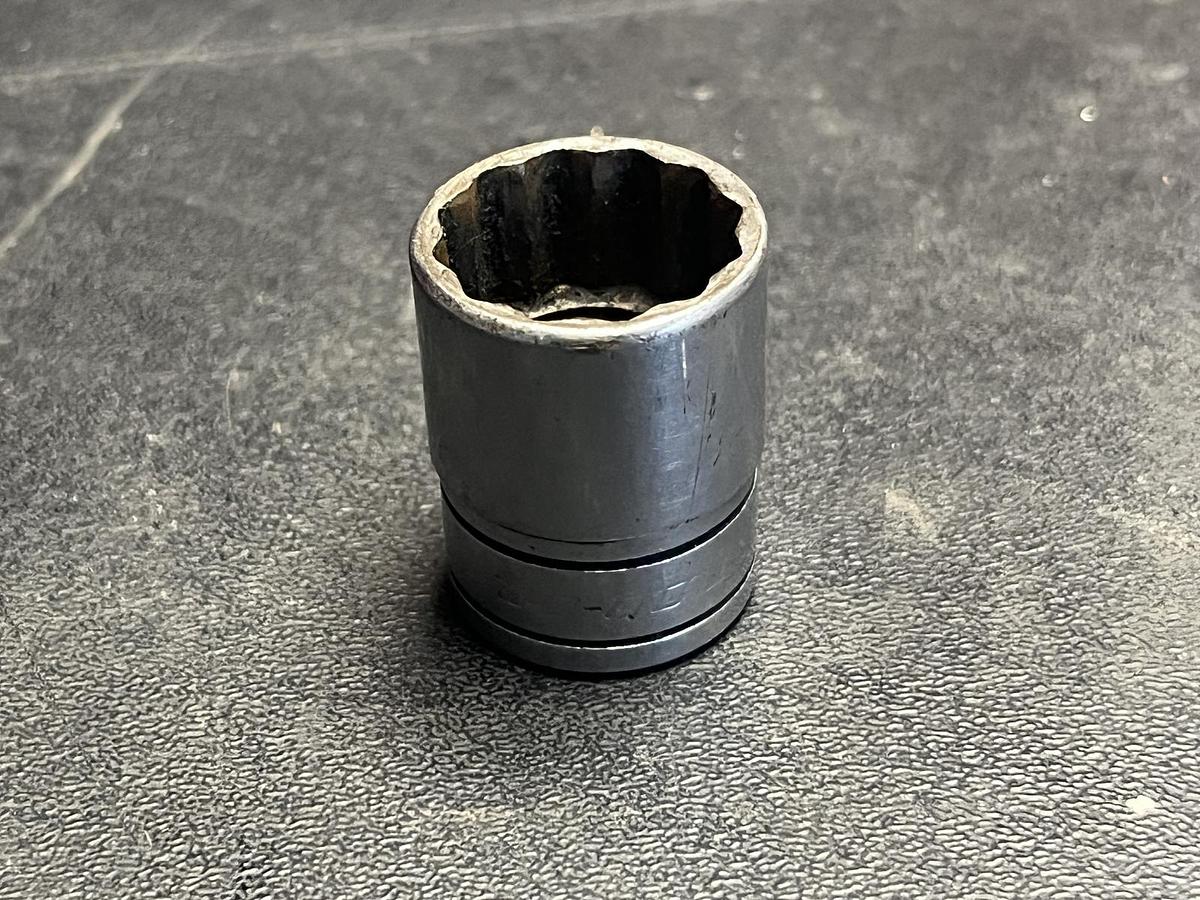 Used Snap On Tools F201 5/8" SAE Flank Drive Shallow Socket 3/8" Drive 12 Point USA