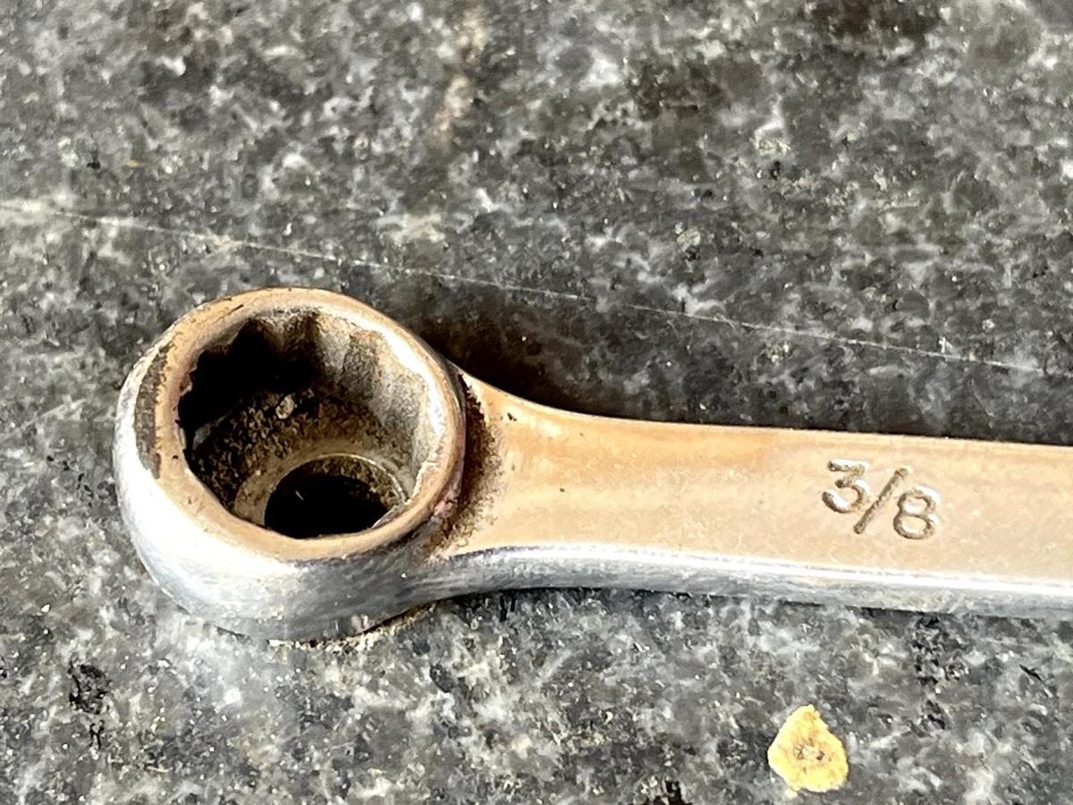 Used Mac Tools 3/8" SAE Combination Wrench 12 Point CW12 Made In USA