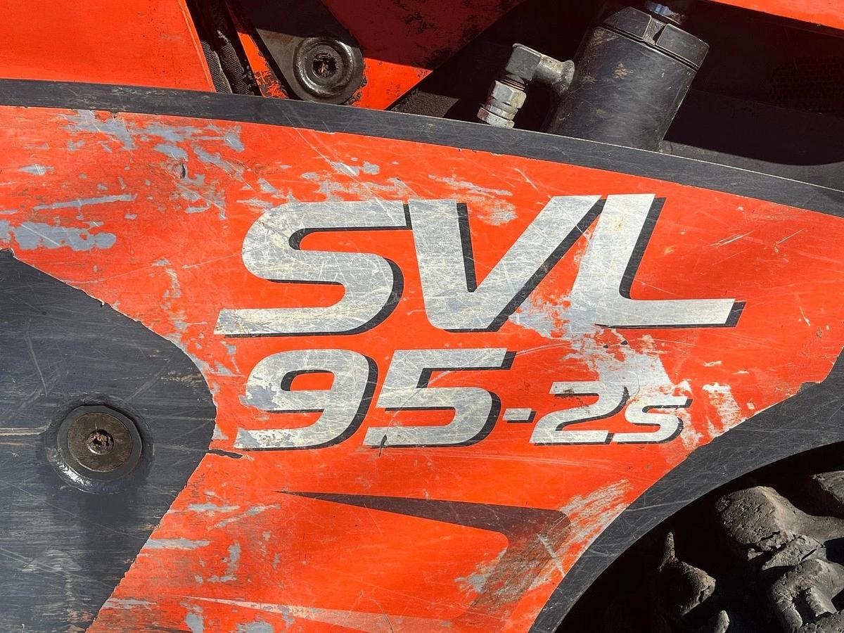 Used 2022 Kubota SVL95-2s Skid Steer Track Loader Aux Hyd High Flow Enclosed Cab