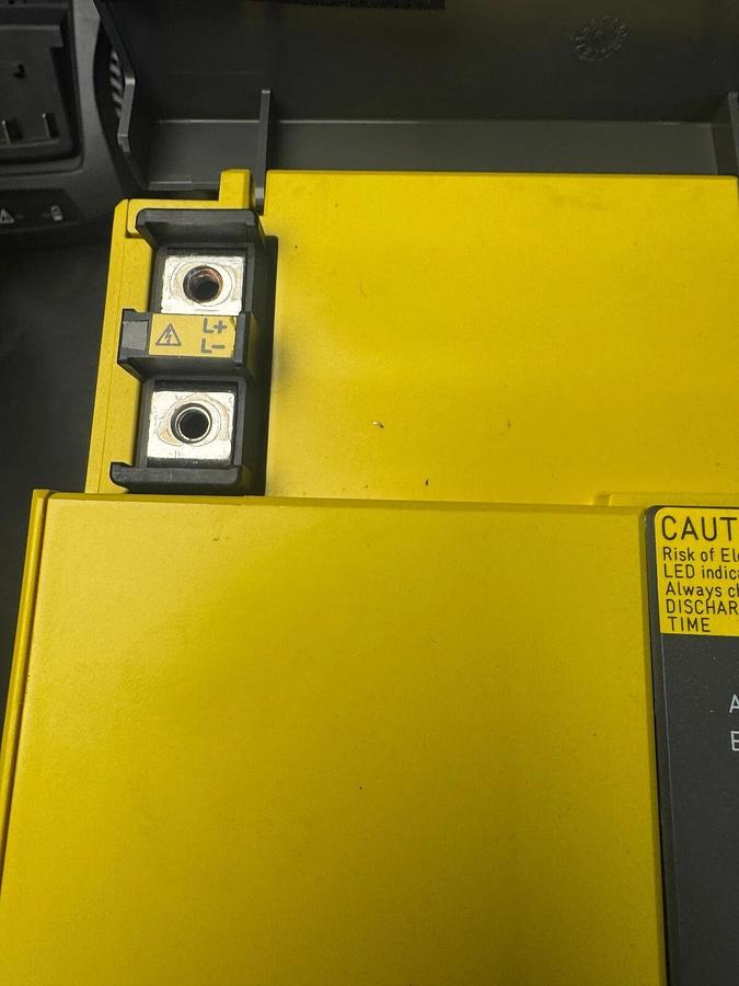 Used A06B-6111-H037 #H550 FANUC Spindle Amplifier