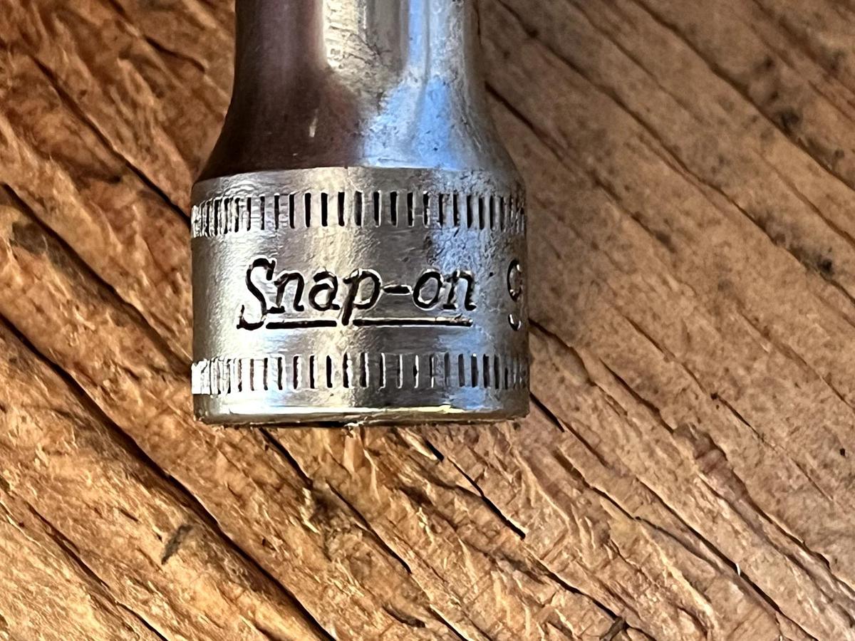 Used SNAP ON  SFSM9  3/8" Drive 6-Point Metric 9mm Deep Socket  USA