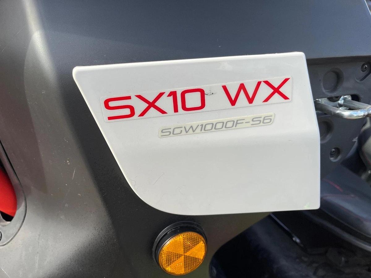 2024 Segway Powersports Villain SX10 S White Red Used 30 hours 80 Miles