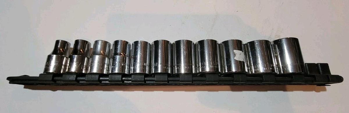 Used SK Tools 15/16" SAE Deep Socket 12 Point 1/2" Drive 40830 Made In USA