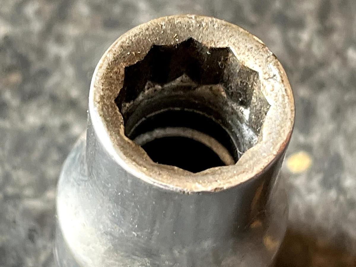 Used Craftsman 7/16" 12 Point 1/2" Drive Socket V 47501 Made In USA