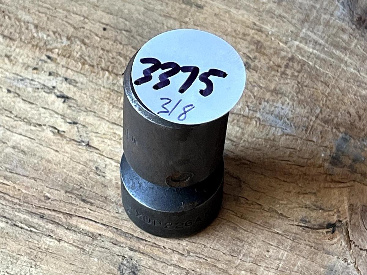 Used MAC Tools XUP226A Shallow Universal Impact 11/16" Socket 3/8" Drive SAE USA