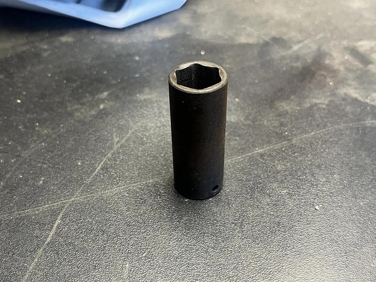 Used MATCO TOOLS "ADV" ADP14M6V, 1/4" DRIVE, 14mm. IMPACT SOCKET, DEEP, 6 POINT.