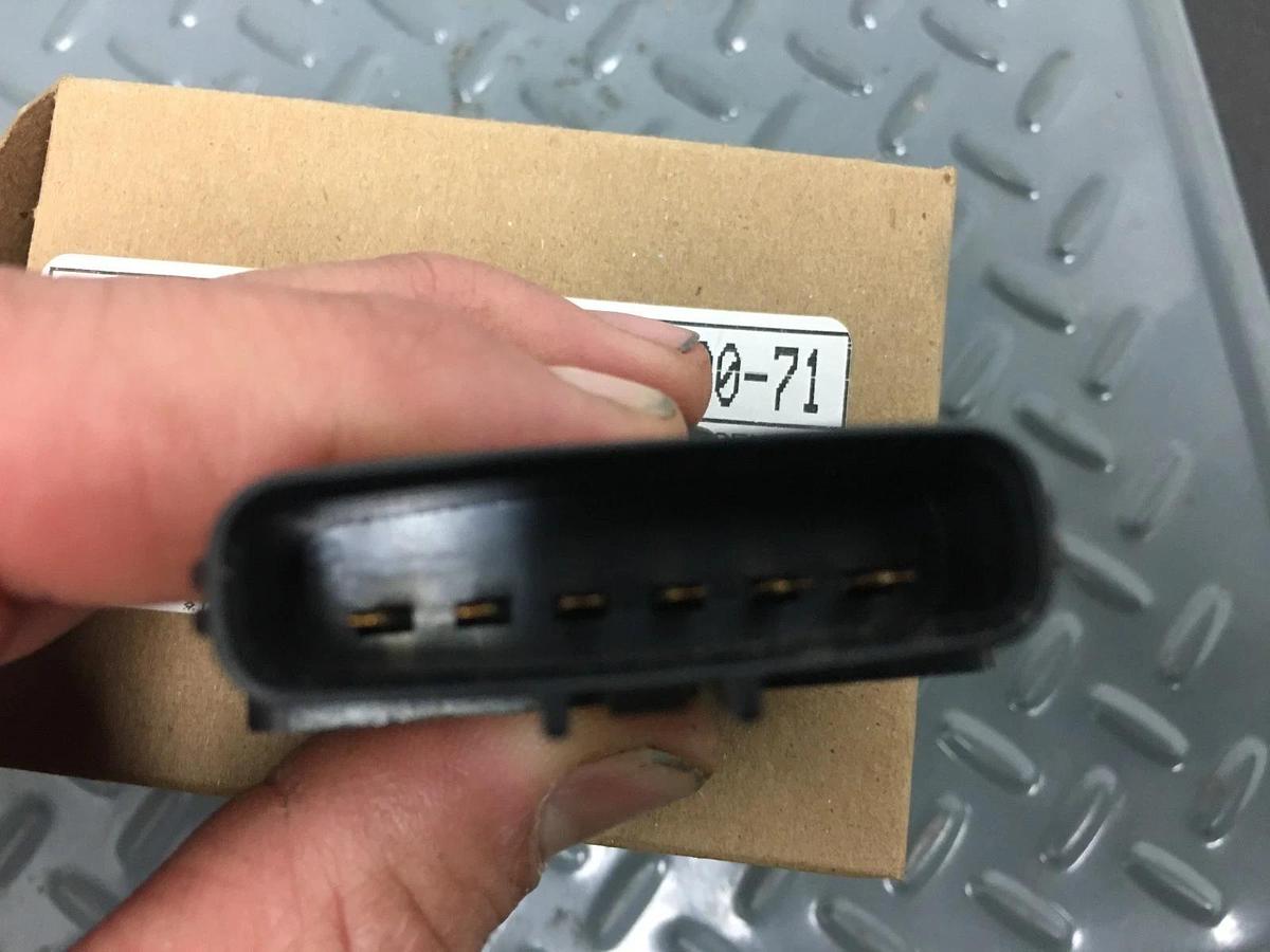 Used Toyota 5FBCU15 Electric Forklift Throttle Switch 57510-2660-71