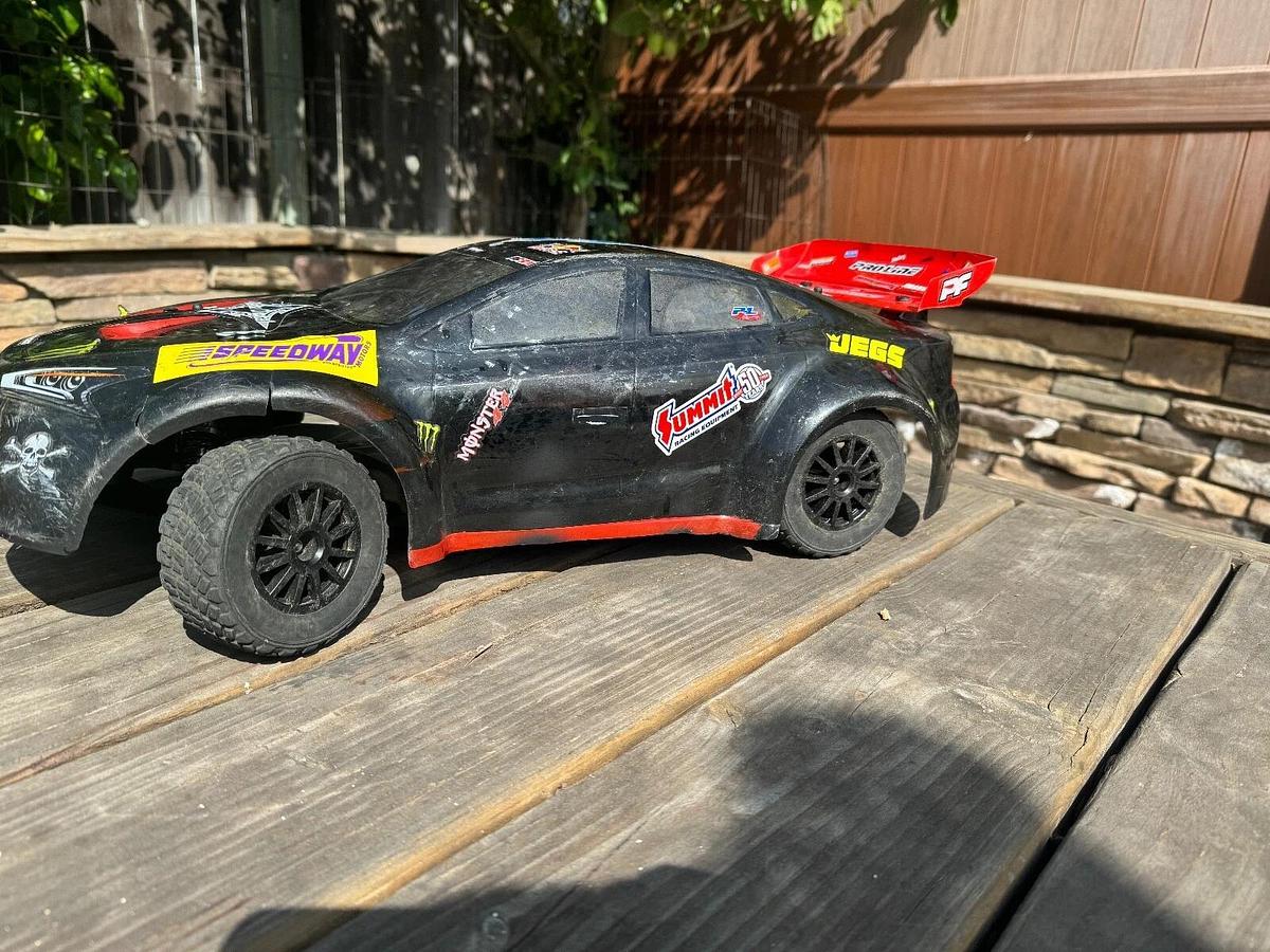 Used 1/10 Traxxas RALLY VXL With Upgrades  RC