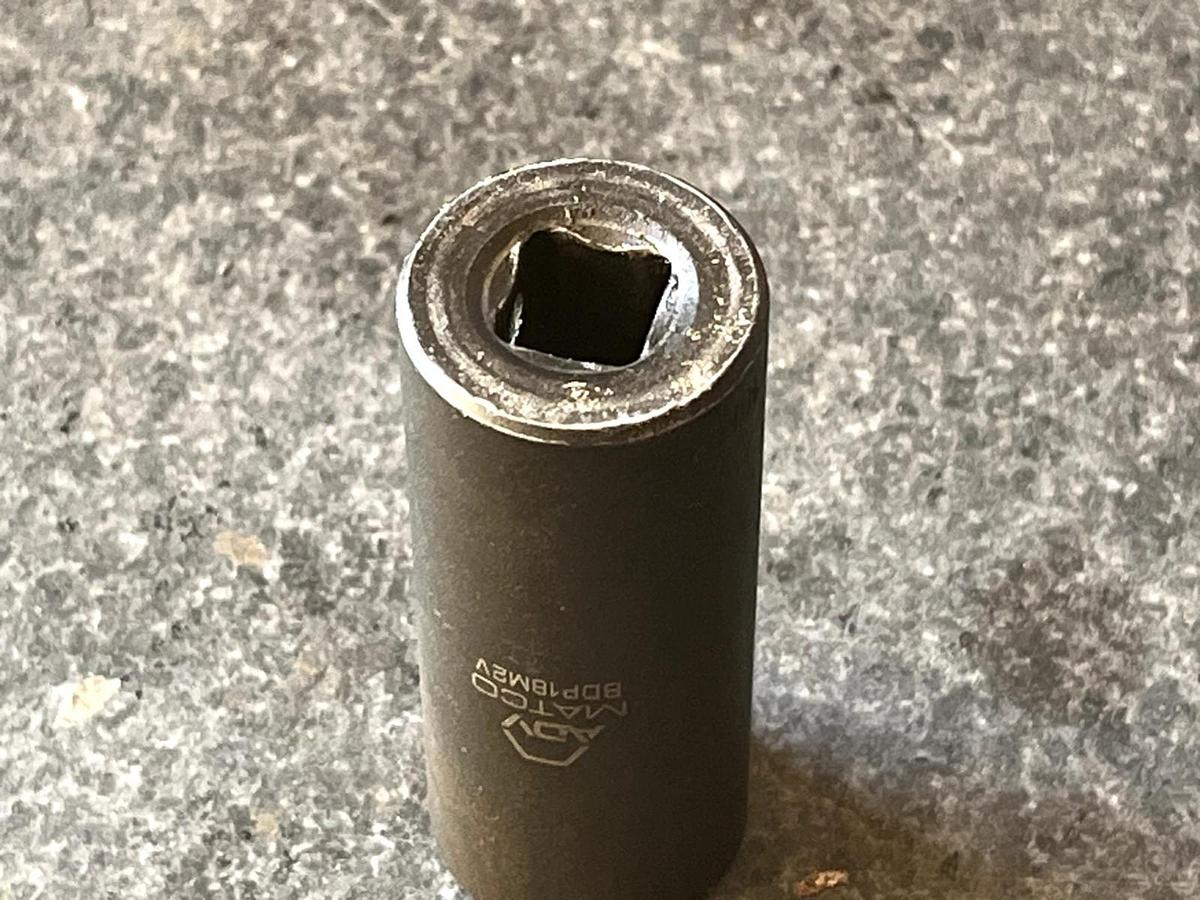 Used Matco BDP18M2V 18mm Deep Impact Socket 1/2" Drive 12 Point USA Metric No Marks