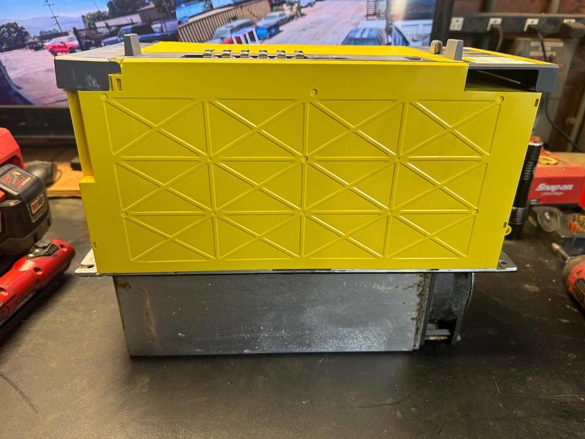 Used A06B-6111-H037 #H550 FANUC Spindle Amplifier