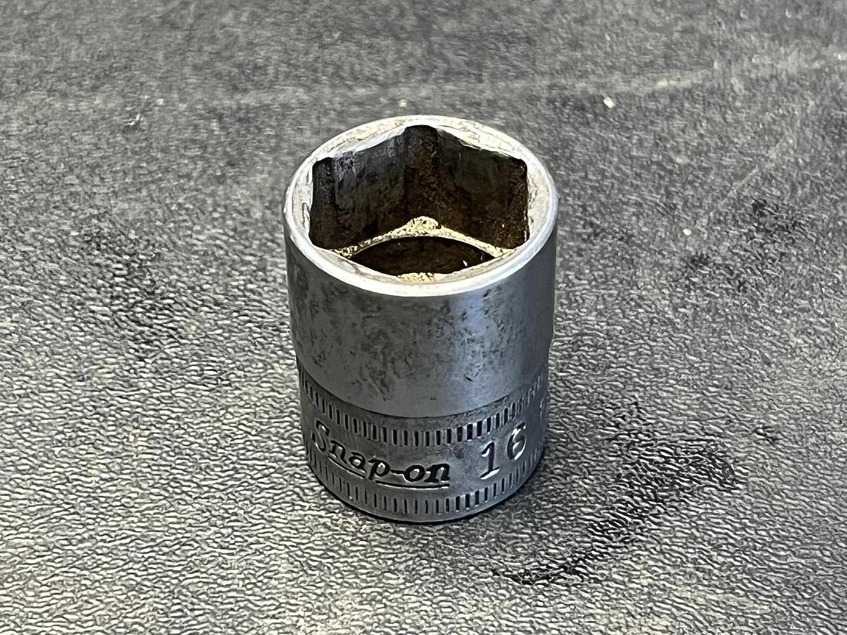 Used snap on fsm161 16mm 3/8 drive metric shallow 6 point chrome socket