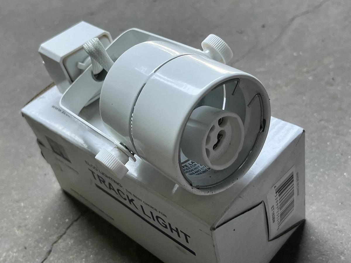 Used Elco ET1628W Garda 5" High Track Head for H-Track Systems - White