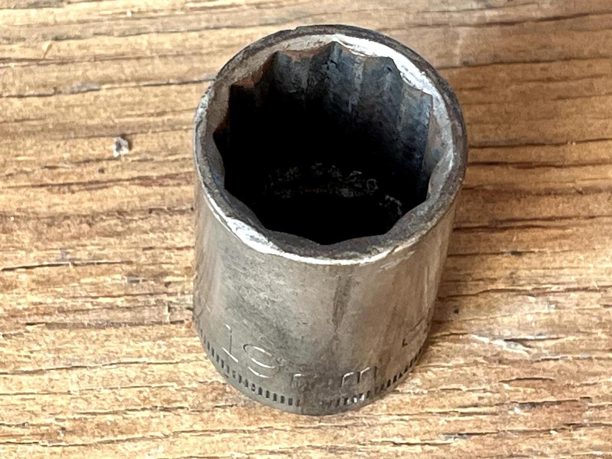Used Craftsman 1/2" Drive 19MM 12 Point Shallow Socket Metric G2 44238 USA
