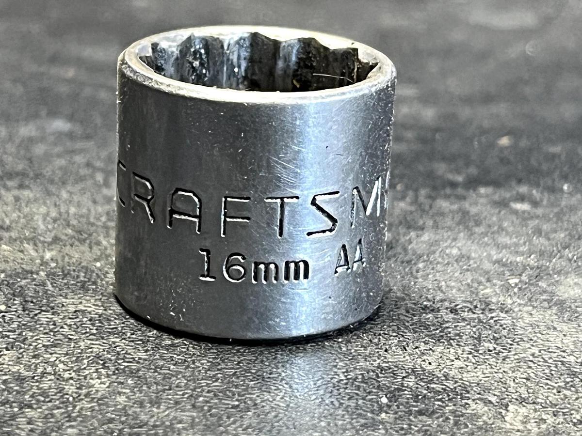 Used CRAFTSMAN, 3/8" DRIVE SHALLOW SOCKET, 16MM METRIC, 12 POINT