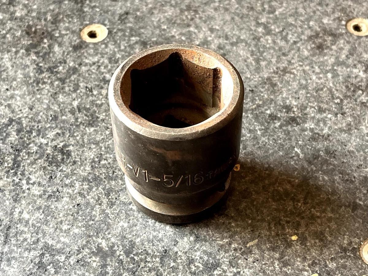 Used 1-5/16" 6 point Impact Socket