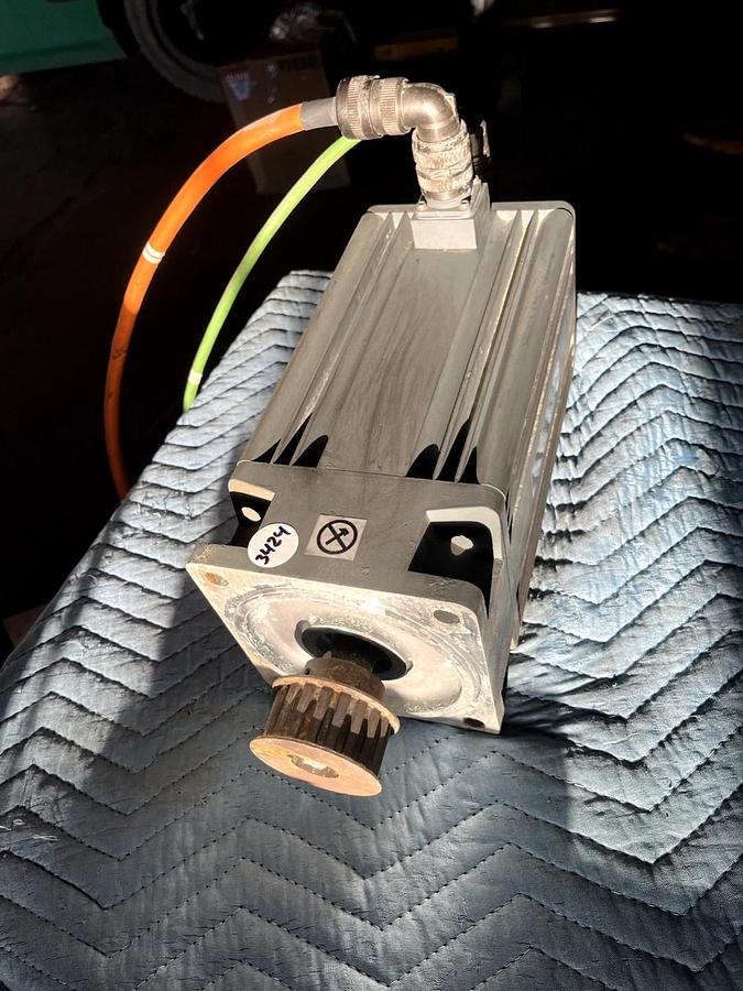 Used 1PCS Fagor holding brake motor FXM76.30A.E1.010